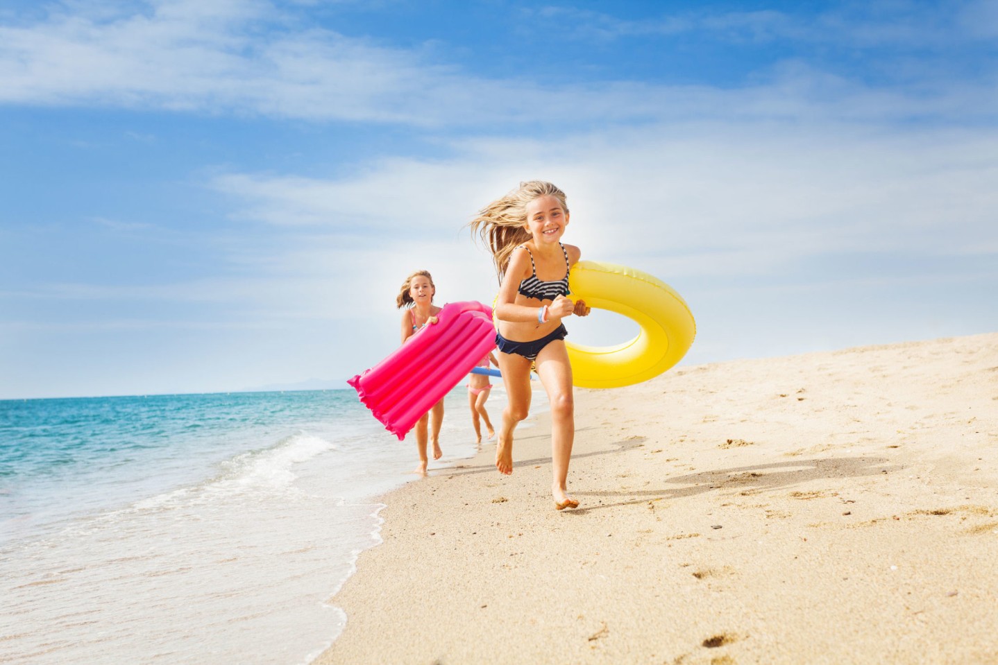 summer-fun-at-the-beach
