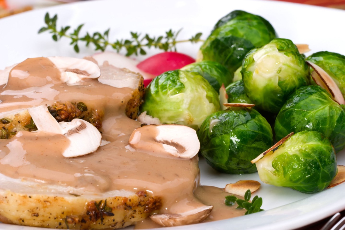 brussel-sprouts-mushroom-sauce||brussels